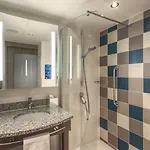 Hampton By Hilton Centre Hotel