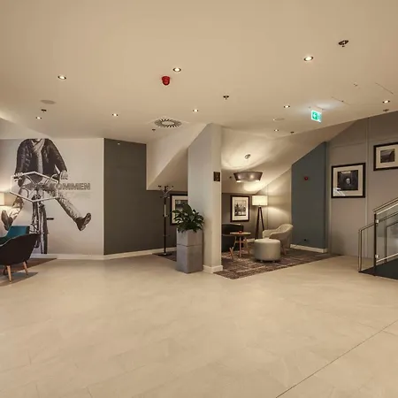 Hampton By Hilton Centre