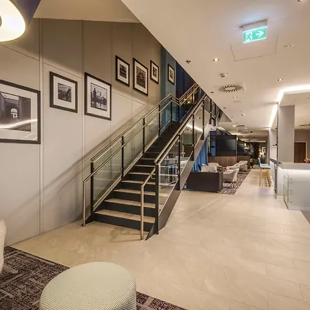 Hotel Hampton By Hilton Centre