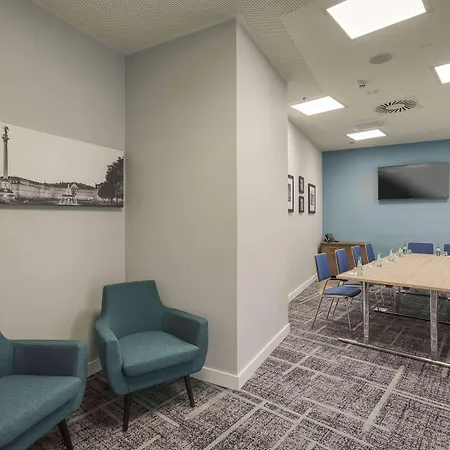 Hampton By Hilton Centre Hotel Stuttgart