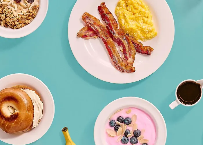 Hotel Hampton By Hilton Centre 3*