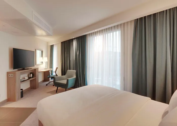ホテル Hampton By Hilton Centre 3*