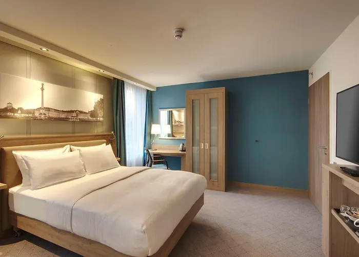 Hampton By Hilton Centre Szálloda Stuttgart