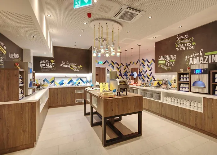 Hampton By Hilton Centre