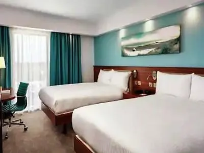 Hampton By Hilton Centre Hotel 3*