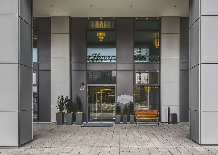 Hampton By Hilton Centre Hotel 3*