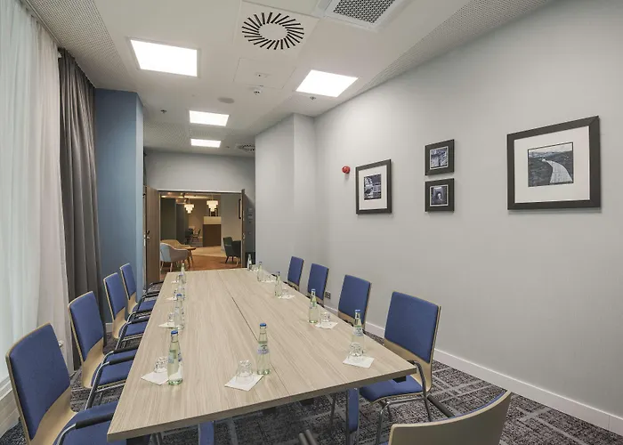 Hampton By Hilton Centre Hotel Stuttgart