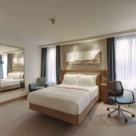 Hotel Hampton By Hilton Centre Stuttgart