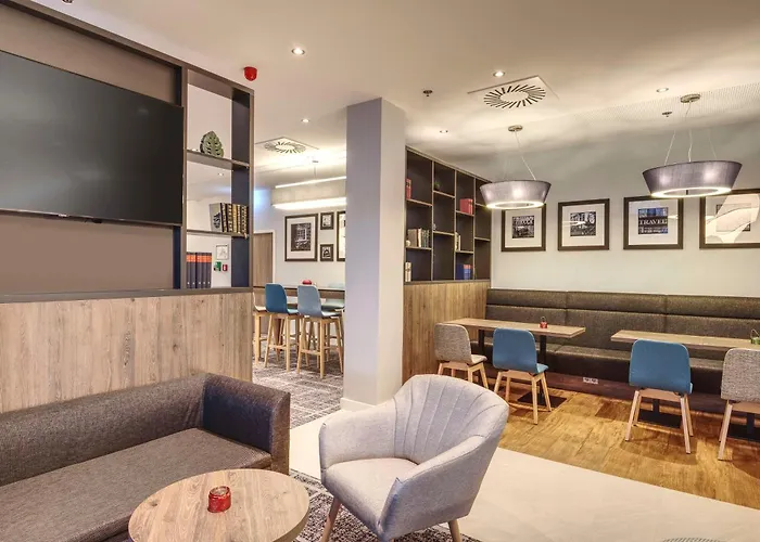 Hampton By Hilton Centre Szálloda 3*