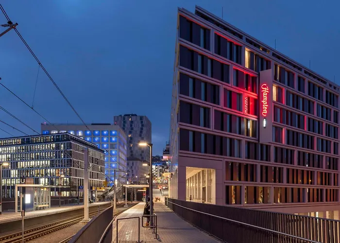 Hampton By Hilton Centre 3*